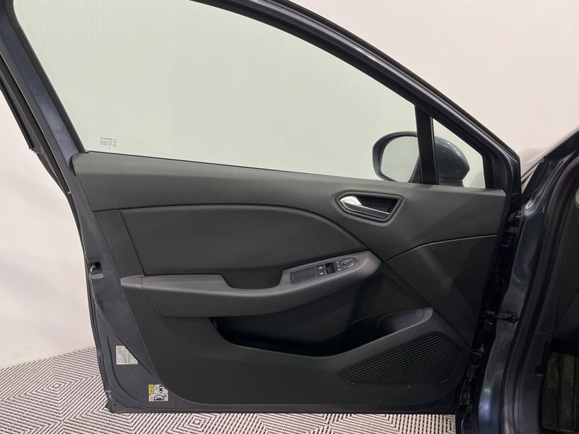 RENAULT CLIO V 2020 - Photo n°30