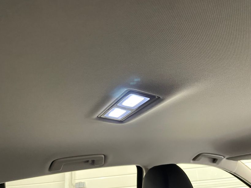 VOLKSWAGEN GOLF 2023 - Photo n°37