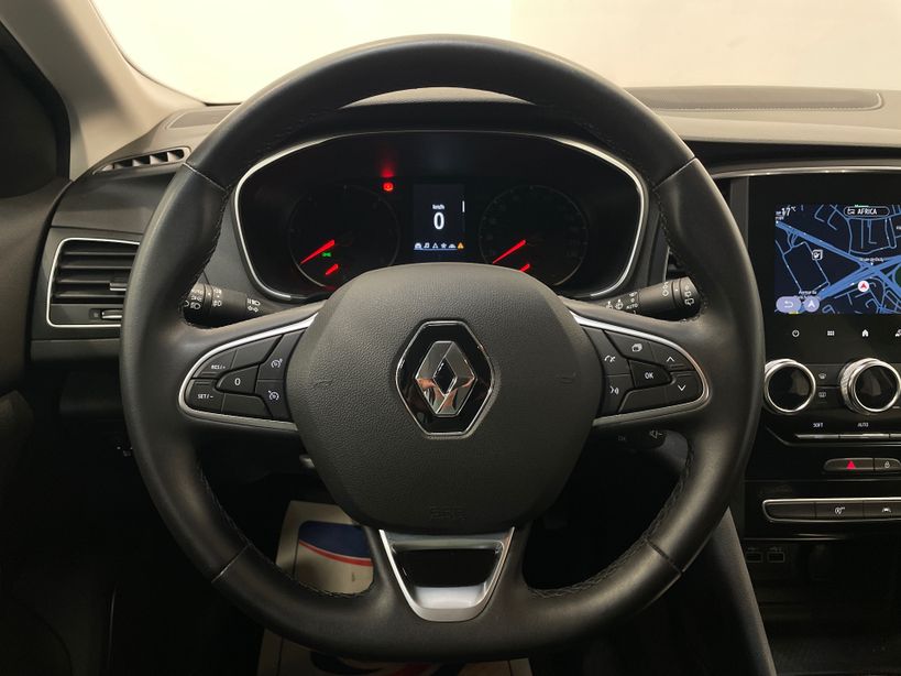RENAULT MEGANE IV ESTATE 2022 - Photo n°11