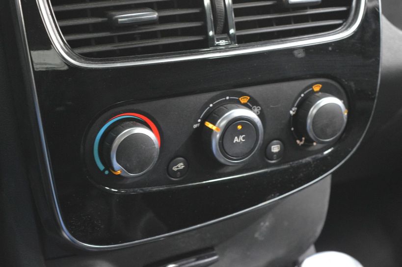 RENAULT CLIO IV SOCIETE 2016 - Photo n°13