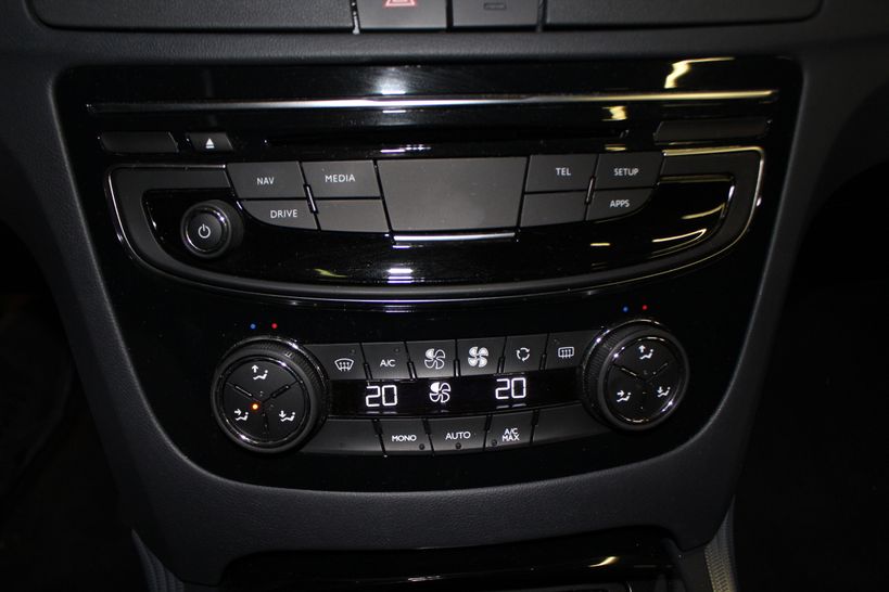 PEUGEOT 508 SW 2018 - Photo n°8