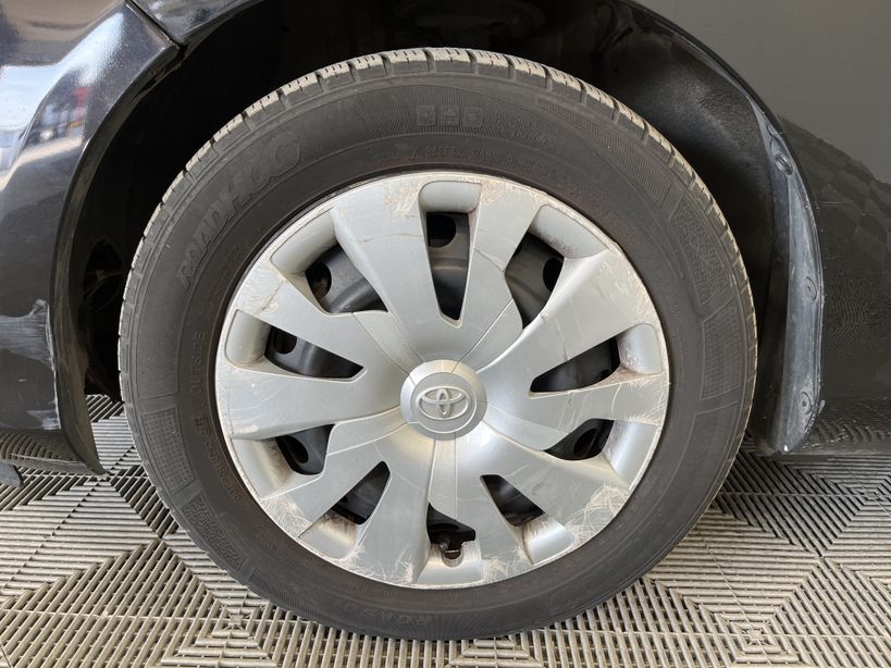 TOYOTA YARIS HYBRIDE 2015 - Photo n°34