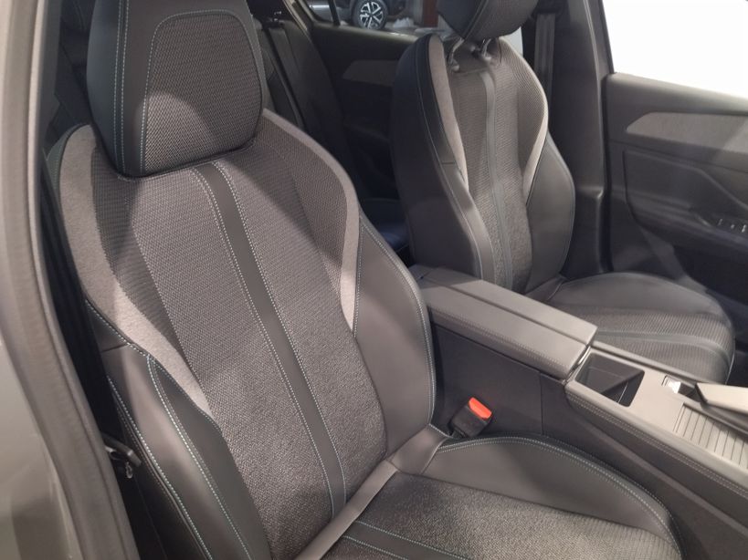 PEUGEOT 308 2024 - Photo n°9