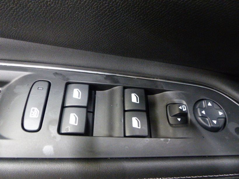 PEUGEOT 5008 2020 - Photo n°16
