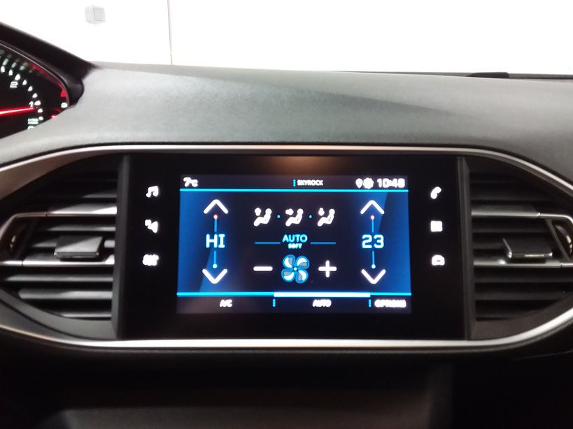 PEUGEOT 308 2020 - Photo n°19