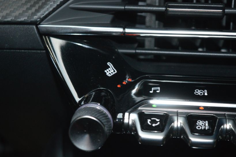 PEUGEOT 2008 2021 - Photo n°41