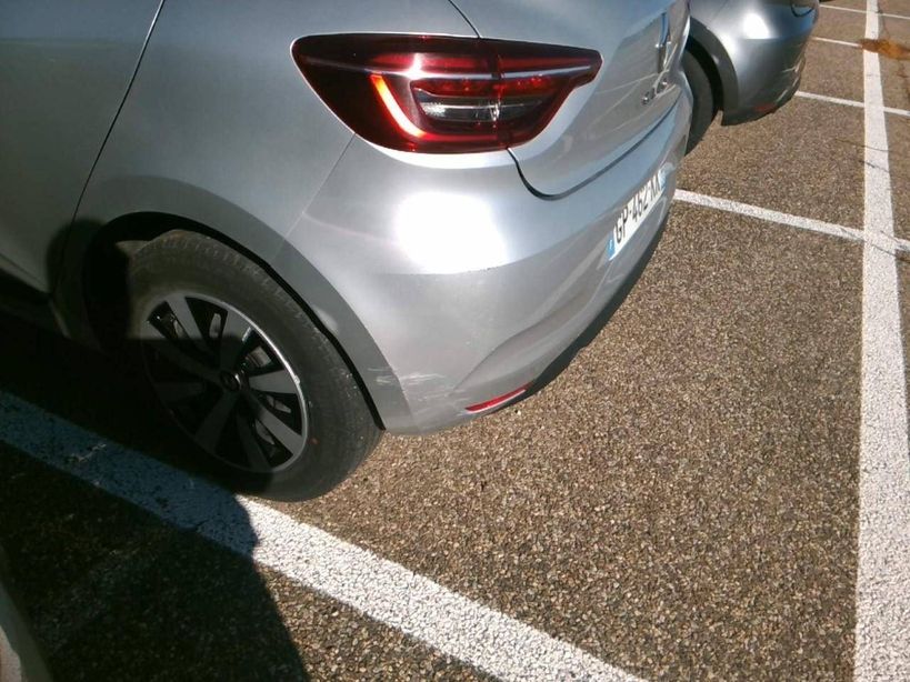 RENAULT CLIO V 2023 - Photo n°3
