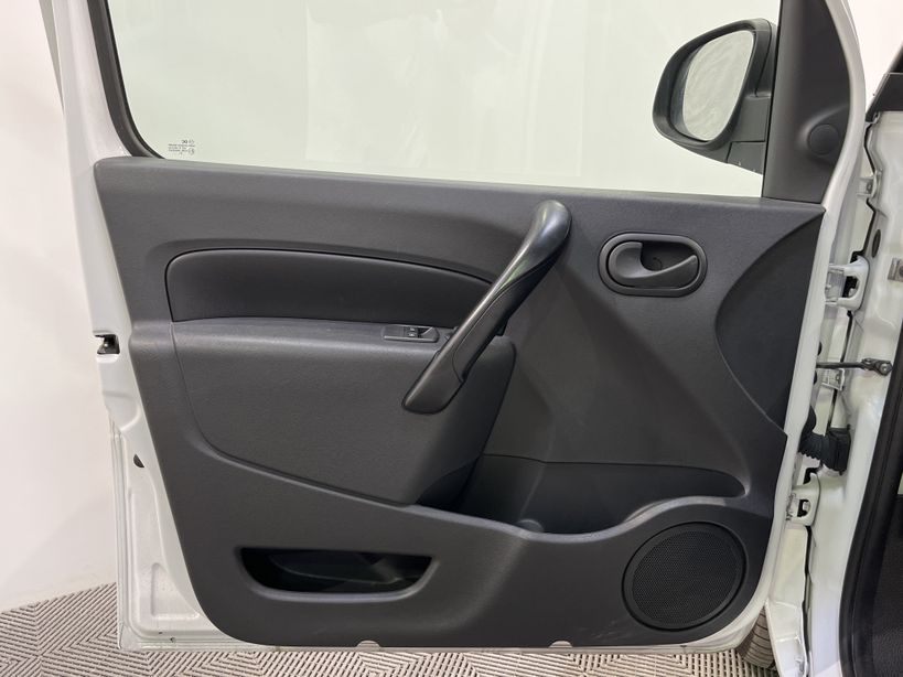 RENAULT KANGOO EXPRESS 2021 - Photo n°29