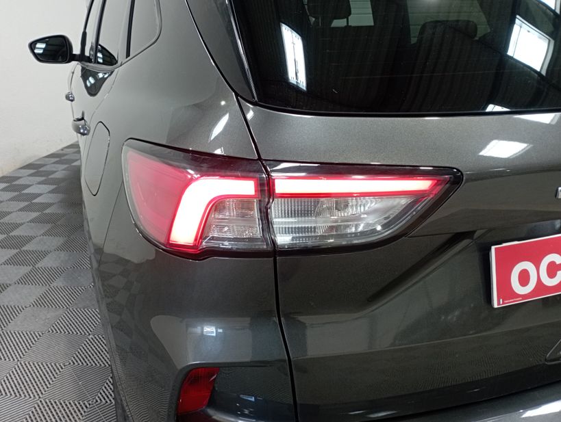 FORD KUGA 2022 - Photo n°8