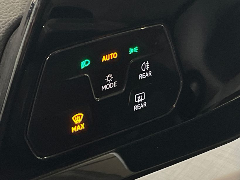 VOLKSWAGEN GOLF 2023 - Photo n°35