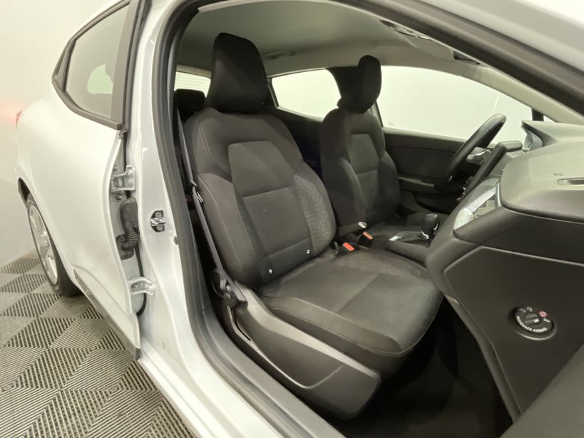 RENAULT CLIO V 2021 - Photo n°41