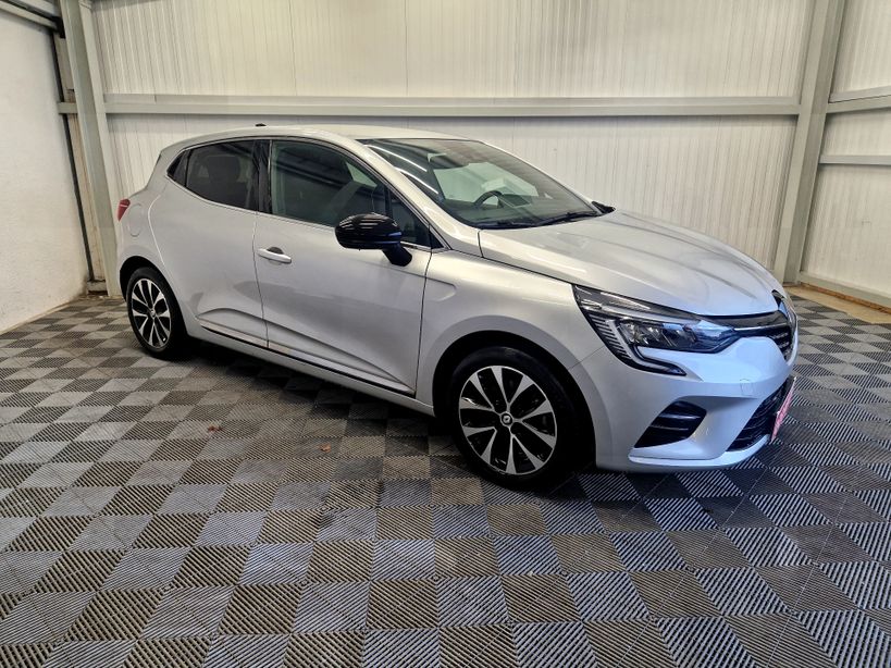 RENAULT CLIO V 2023 - Photo n°2