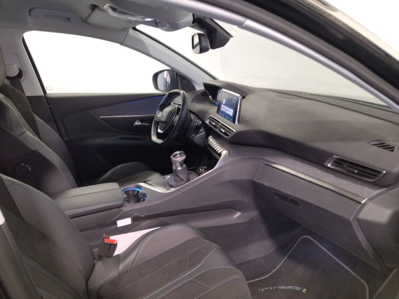 PEUGEOT 3008 2019 - Photo n°8