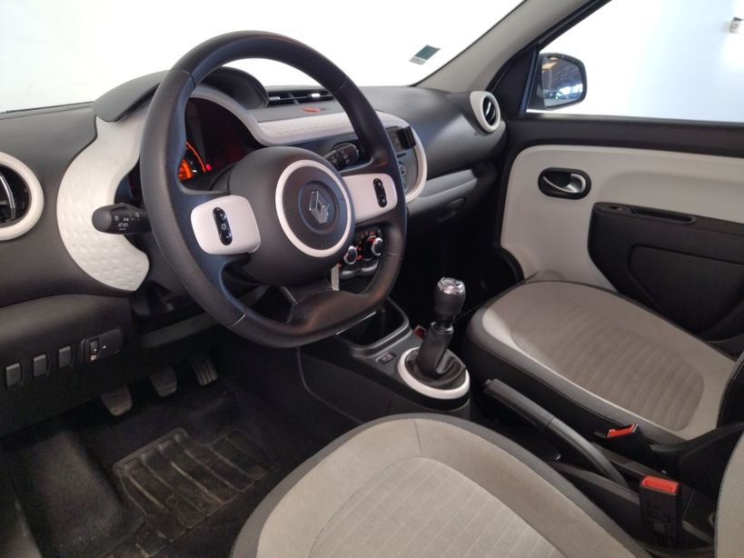 RENAULT TWINGO III 2021 - Photo n°28