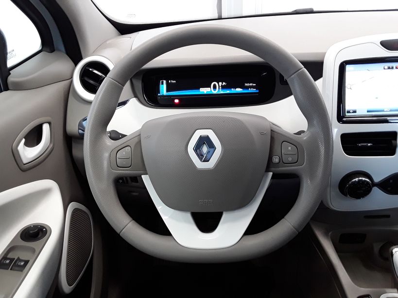 RENAULT ZOE 2013 - Photo n°9