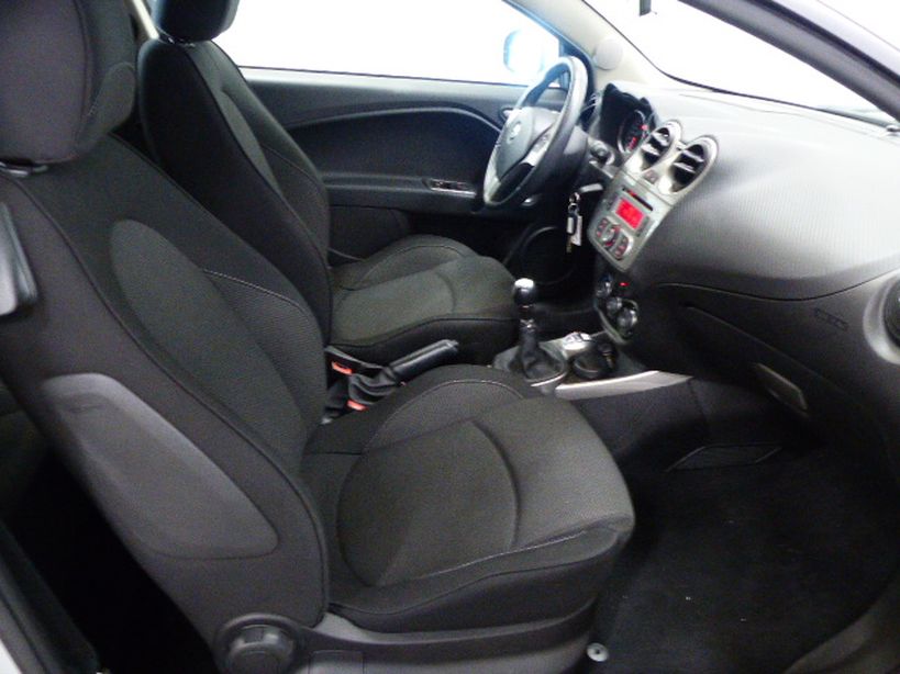 ALFA ROMEO MITO 2010 - Photo n°6