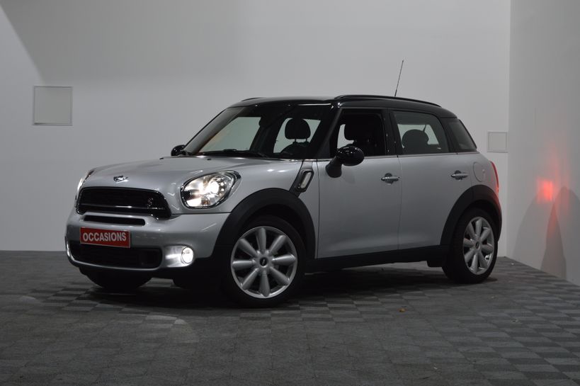 MINI MINI COUNTRYMAN R60 2015 - Photo n°1