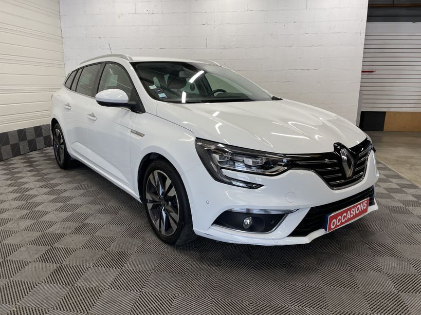 RENAULT MEGANE IV ESTATE 2020 - Photo n°3