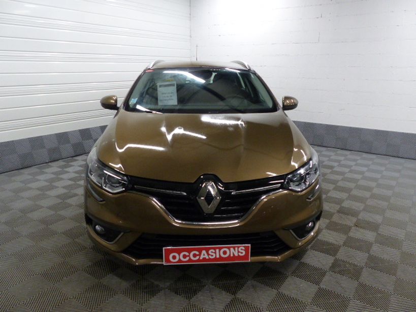 RENAULT MEGANE IV ESTATE 2018 - Photo n°2