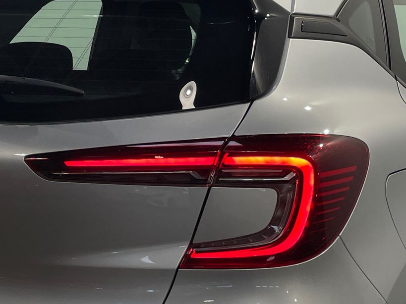RENAULT CAPTUR 2022 - Photo n°2