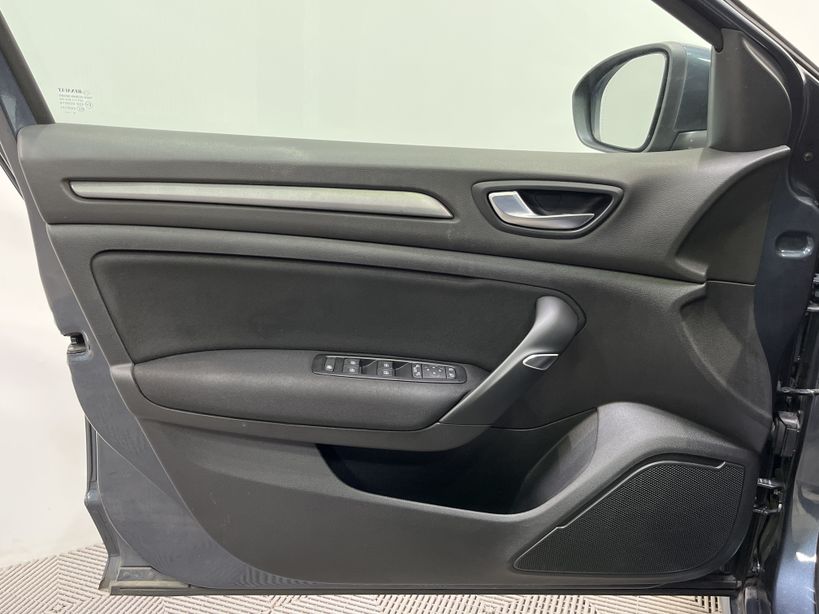 RENAULT MEGANE IV ESTATE 2020 - Photo n°32