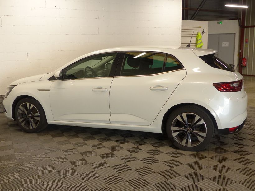 RENAULT MEGANE IV BERLINE 2021 - Photo n°36