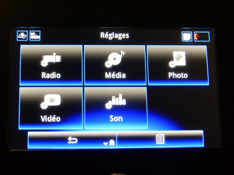 RENAULT MEGANE IV ESTATE BUSINESS 2020 - Photo n°14