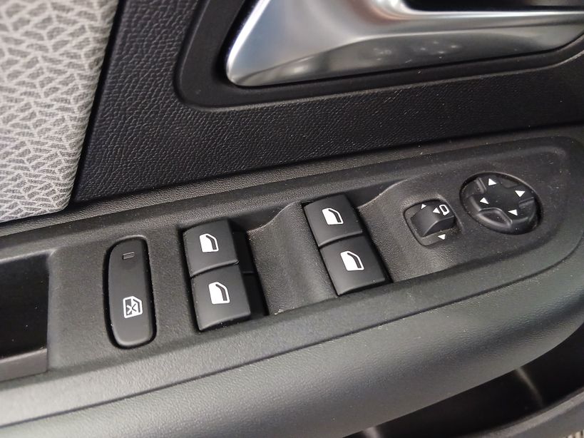 CITROEN C4 X 2023 - Photo n°9