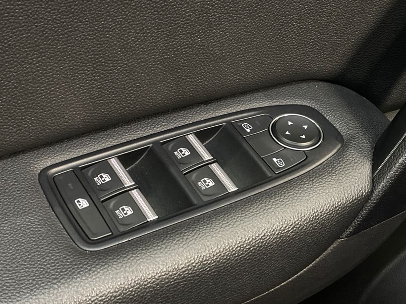 RENAULT CAPTUR 2022 - Photo n°35