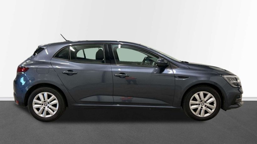 RENAULT MEGANE IV BERLINE 2022 - Photo n°4