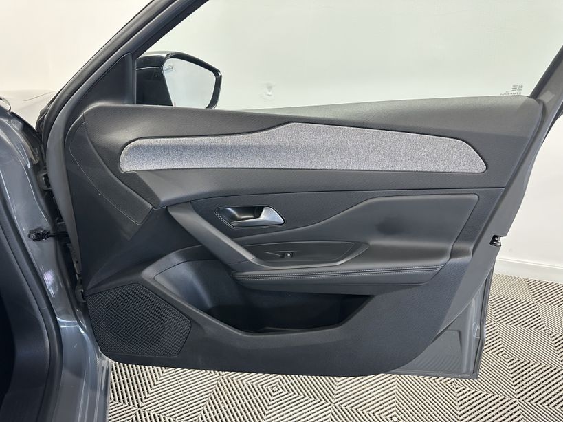 PEUGEOT 308 2024 - Photo n°7