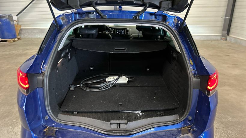 RENAULT MEGANE IV ESTATE 2021 - Photo n°15