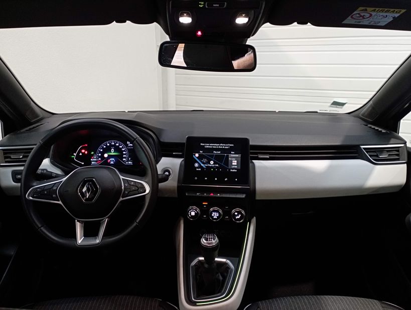 RENAULT CLIO V 2021 - Photo n°15