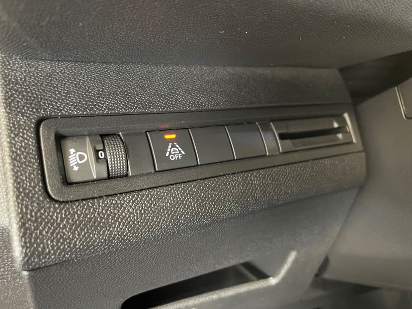 PEUGEOT 3008 2023 - Photo n°17
