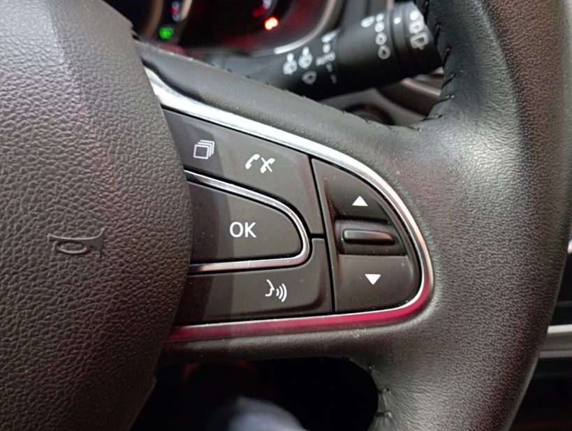 RENAULT MEGANE IV BERLINE BUSINESS 2019 - Photo n°24