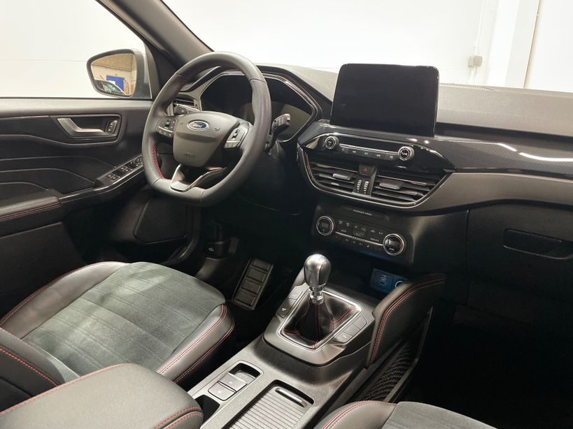 FORD KUGA 2022 - Photo n°9