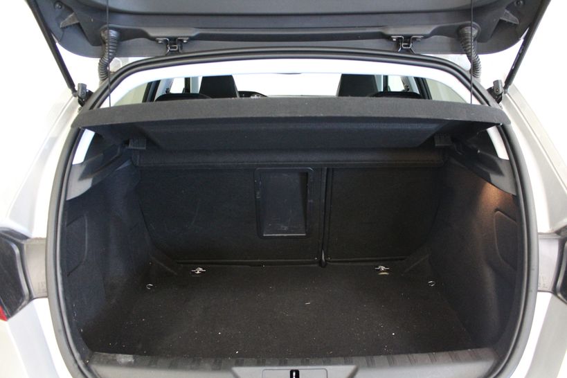 PEUGEOT 308 2015 - Photo n°4