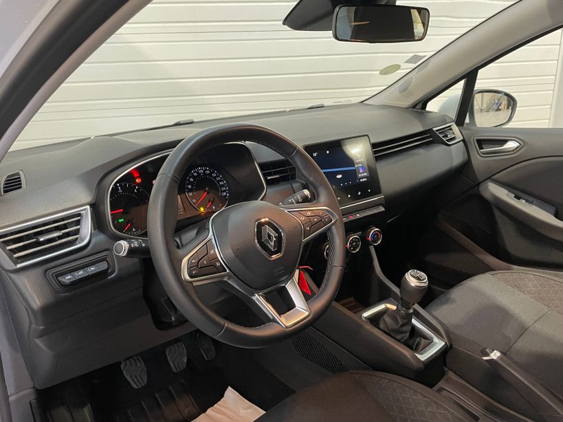 RENAULT CLIO V 2020 - Photo n°10