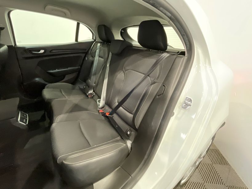 RENAULT MEGANE IV BERLINE BUSINESS 2020 - Photo n°10