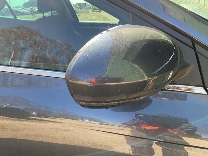 RENAULT MEGANE IV BERLINE 2021 - Photo n°17