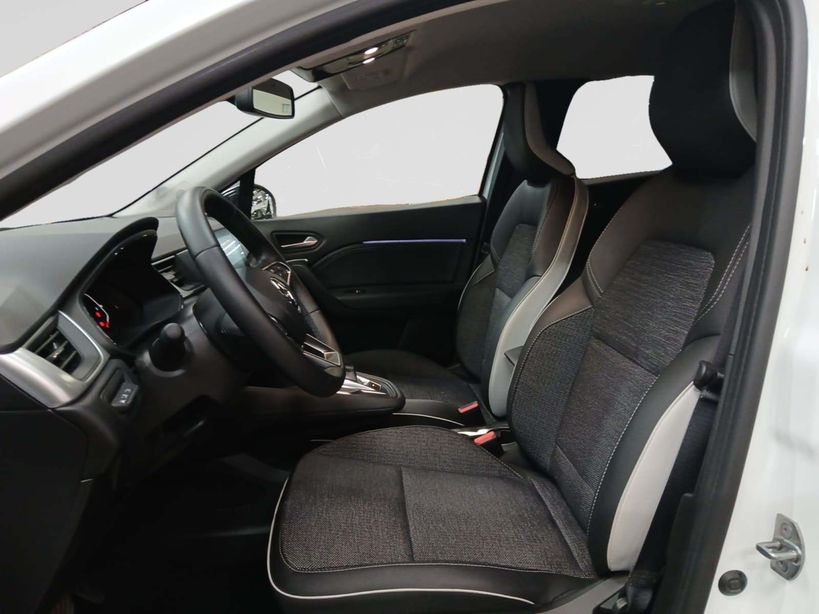 RENAULT CAPTUR 2023 - Photo n°10