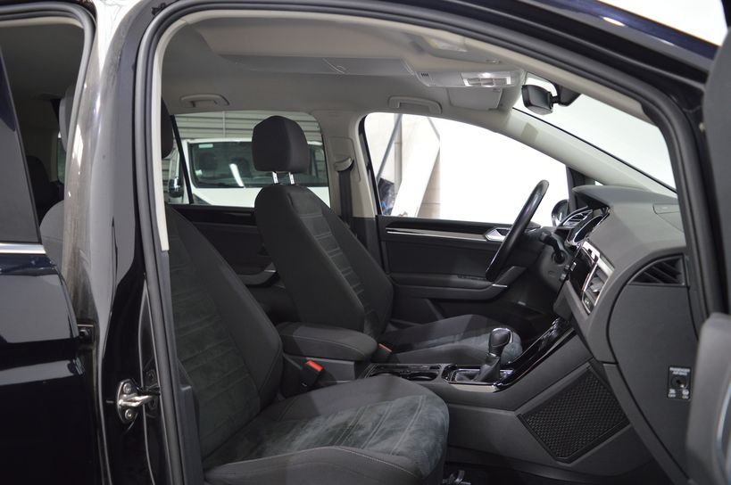 VOLKSWAGEN TOURAN 2016 - Photo n°8