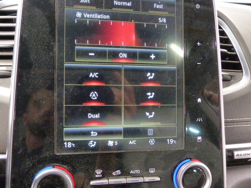 RENAULT ESPACE V 2016 - Photo n°21