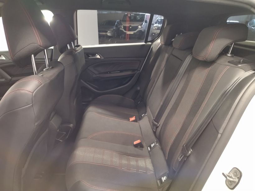 PEUGEOT 308 2021 - Photo n°18