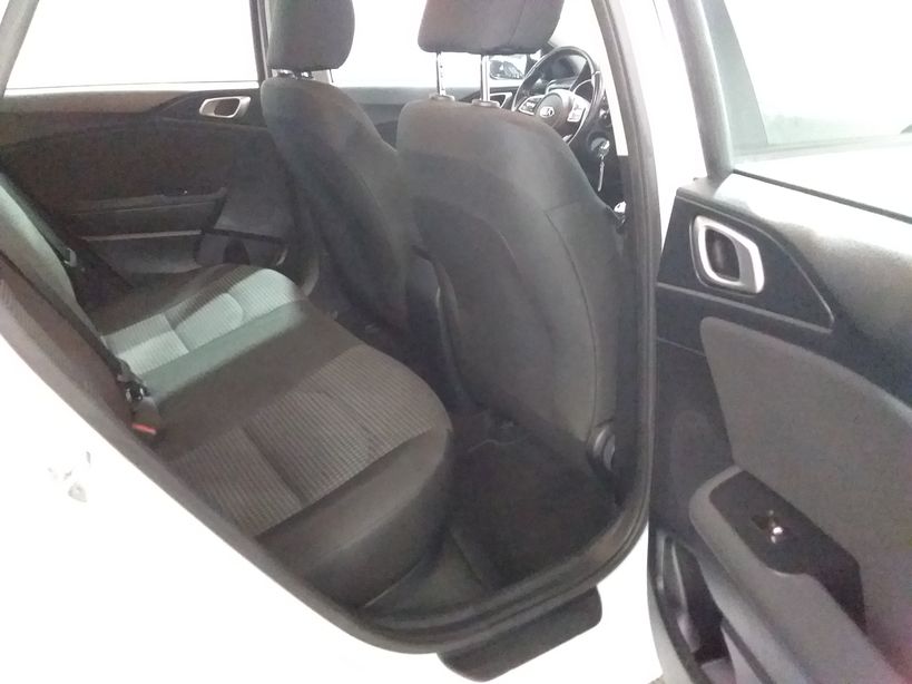 KIA CEED SW 2020 - Photo n°8