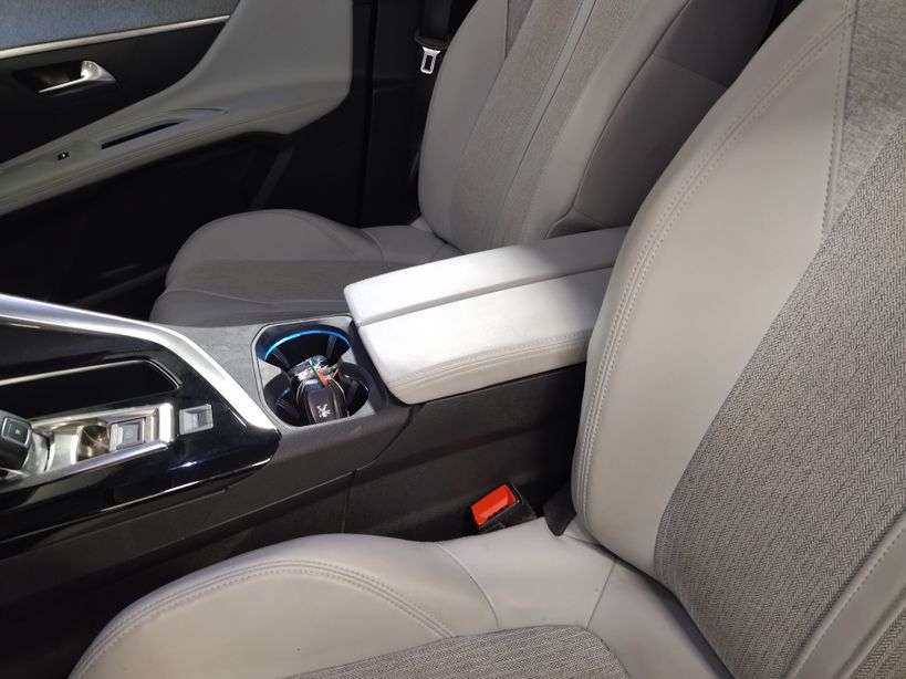 PEUGEOT 5008 2019 - Photo n°26