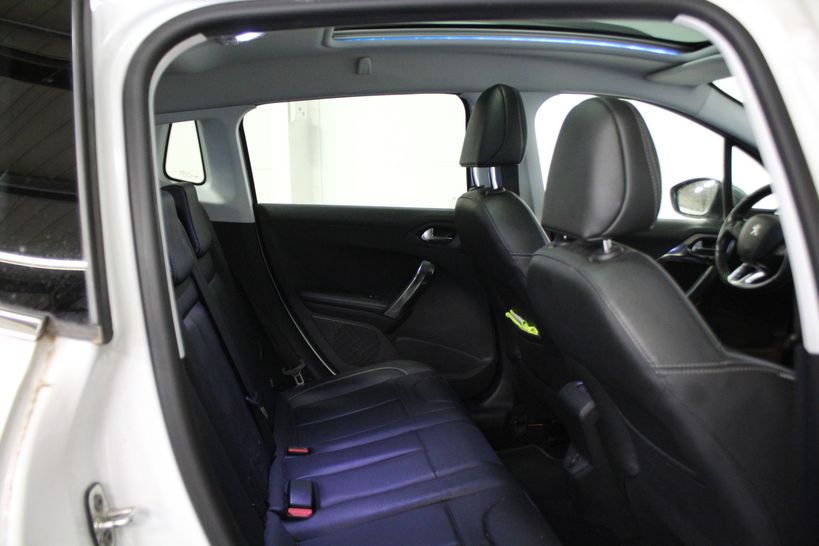 PEUGEOT 2008 2015 - Photo n°7