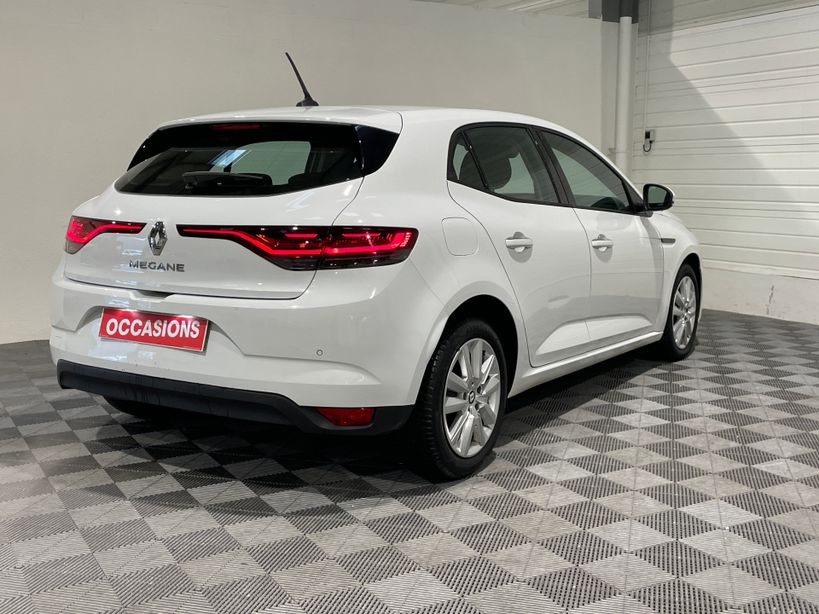 RENAULT MEGANE IV BERLINE 2022 - Photo n°5