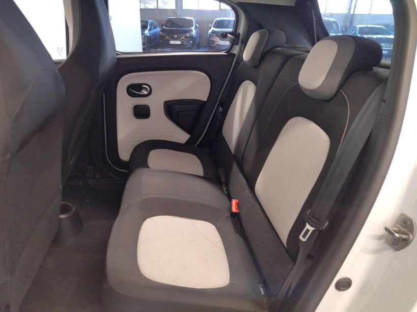 RENAULT TWINGO III 2021 - Photo n°18