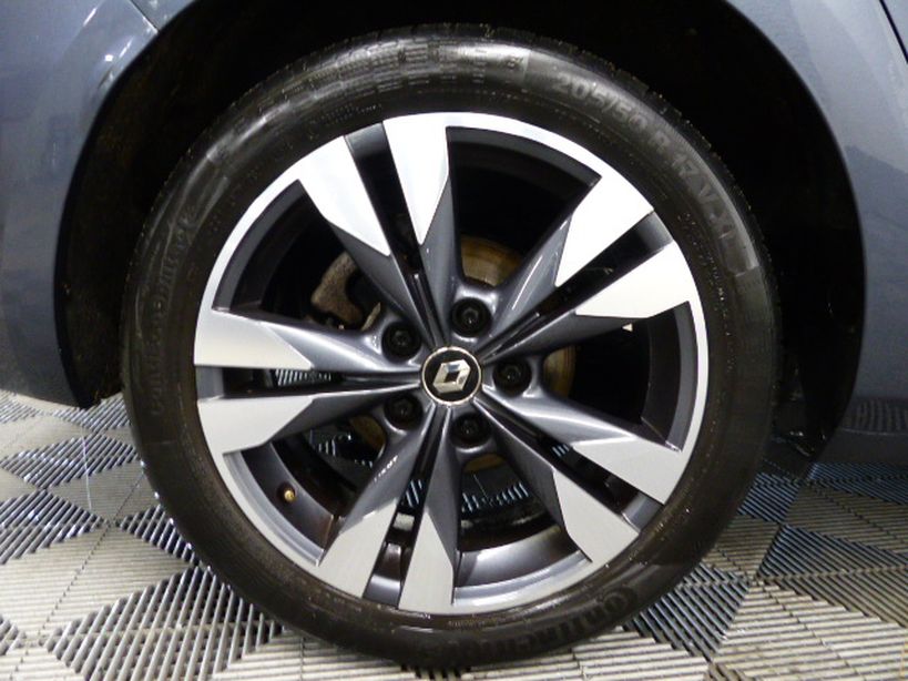 RENAULT MEGANE IV ESTATE 2018 - Photo n°15